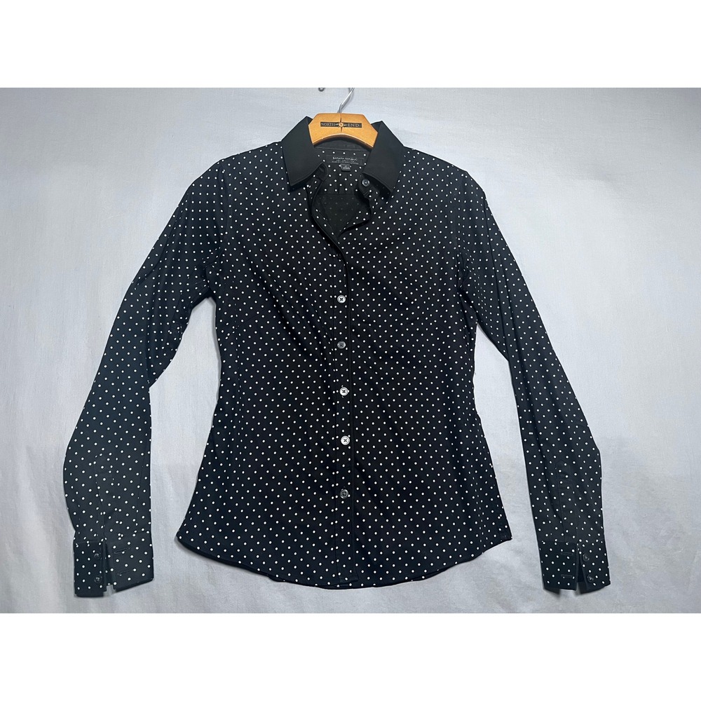 Banana Republic Non-Iron Fitted Polka Dot Button Down Shirt Black White Size 2